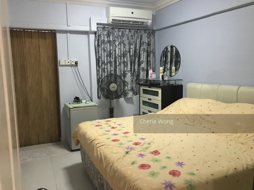 Blk 301 Jurong East Street 32 (Jurong East), HDB 3 Rooms #202184822